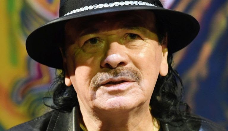 Se desploma Carlos Santana en pleno concierto
