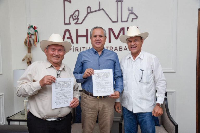 Facilita Ahome acceso a escrituras públicas