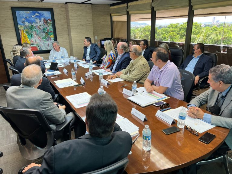 Lo repartían a discreción; ahora instalan consejo de transparencia