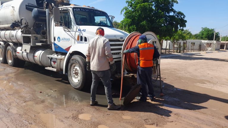 Anticipa Ahome desazolves ante lluvias