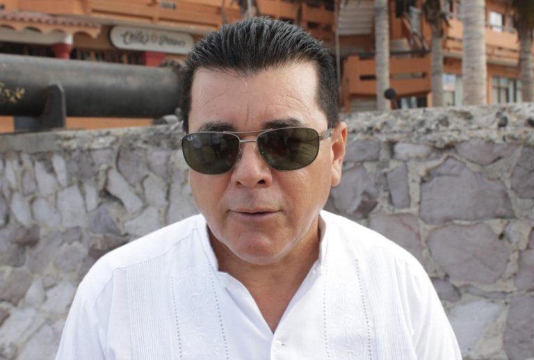 Darán de baja a 3 policías por ‘ordeña’ de patrullas