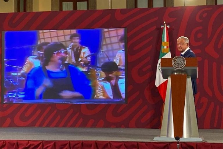 ‘Uy, qué miedo’: AMLO ironiza con Chico Che reclamo de EU
