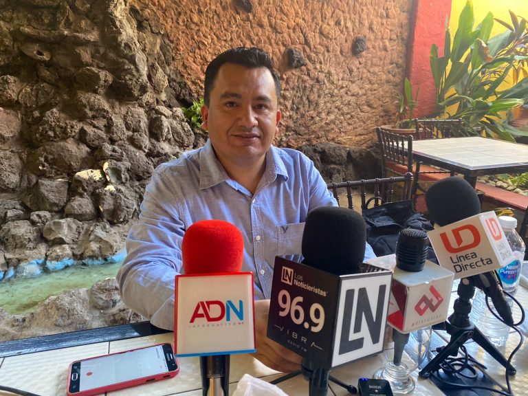 Rechaza Canaco Navolato largas filas y calor por alcoholímetro