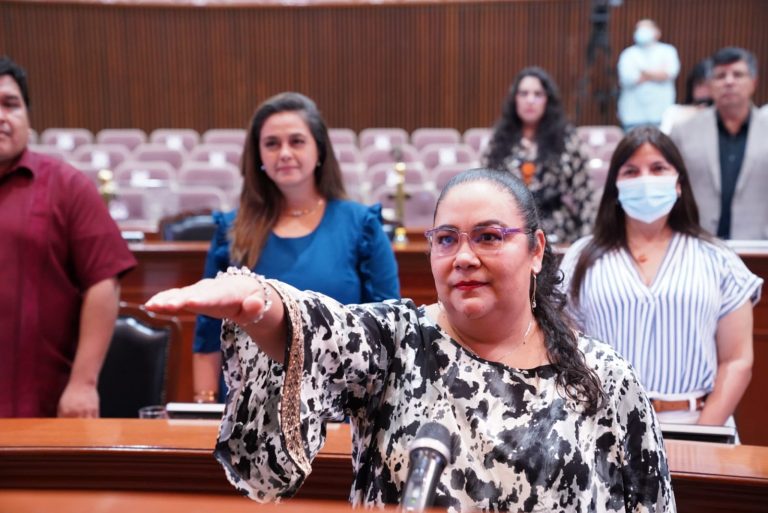 Jhenny Bernal es la nueva defensora de periodistas