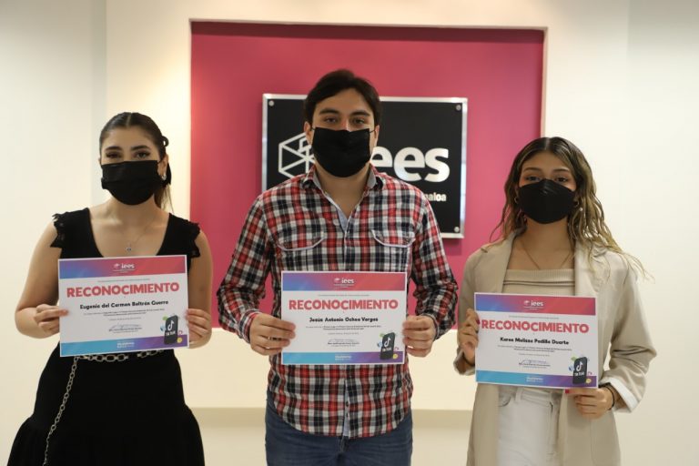 Premia IEES a ganadores del concurso de TikTok Juvenil 2022