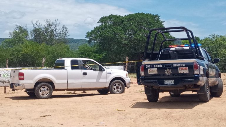 Ejecutan a automovilista en acceso a Imala