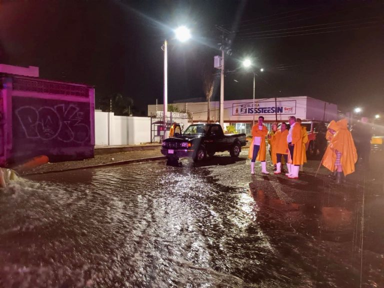 Golpean Ahome poca agua, pero demasiados vientos