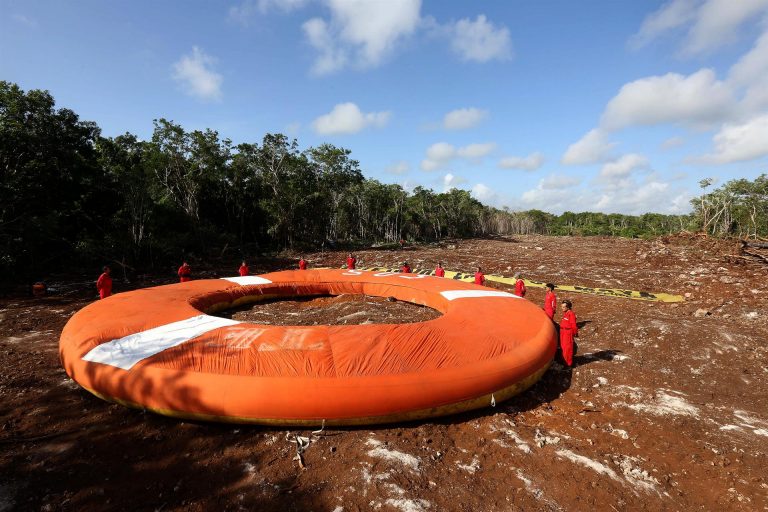 Financia EU a seudoambientalistas contra tren maya: AMLO