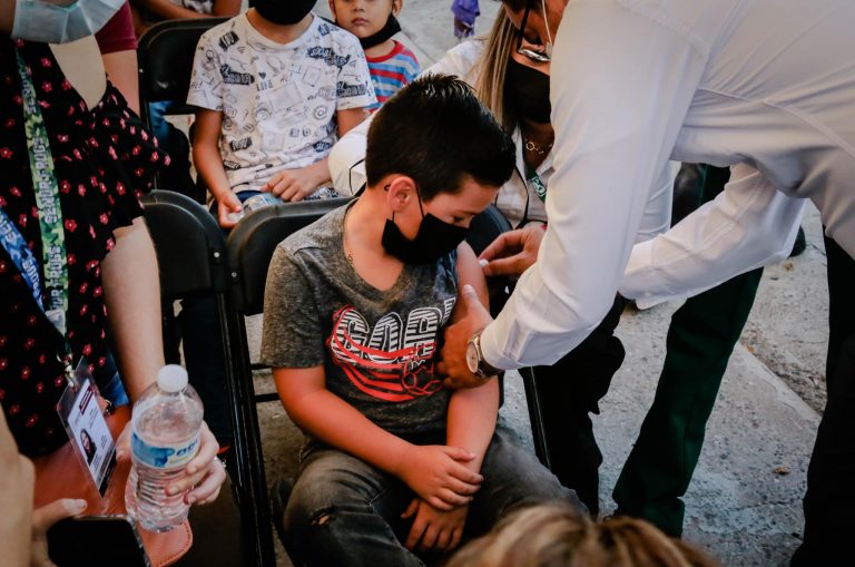 Anuncian vacunas COVID para niños de Salvador Alvarado y Navolato
