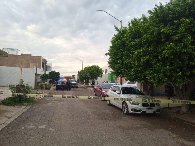 Ejecutan a 2 hombres en vivienda de Valle Alto