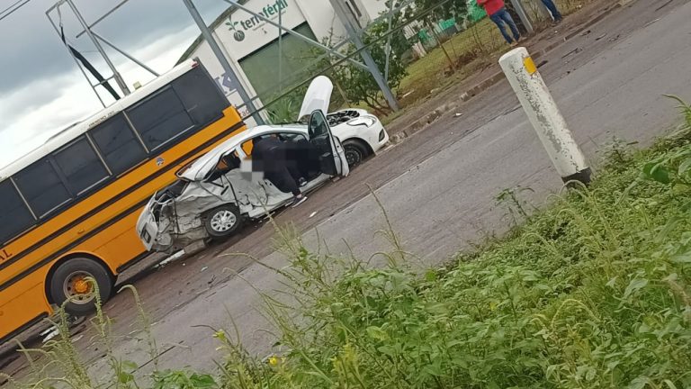 Deja un herido accidente en la Culiacán-Eldorado