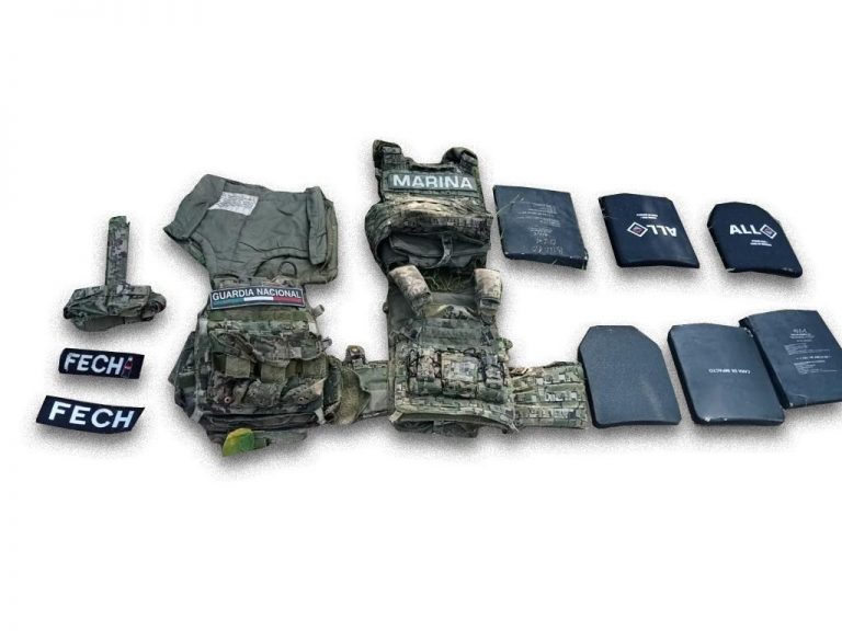 Decomisan en El Fuerte uniformes clonados de la Marina