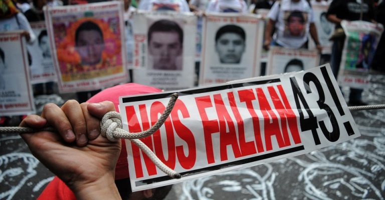 Suman 83 órdenes de aprehensión por caso Iguala