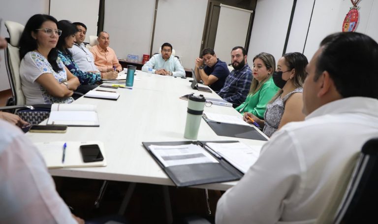 Serán federales 16 hospitales, pero en poder del estado