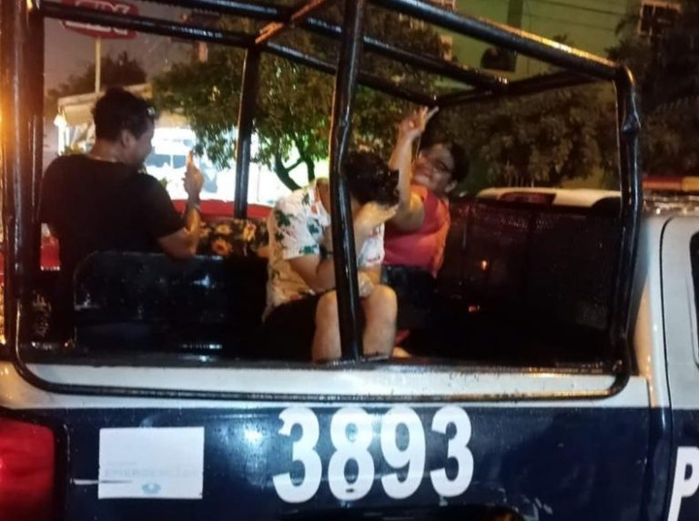 Prestan auxilio a 160 y rescatan a una persona por lluvias en Mazatlán