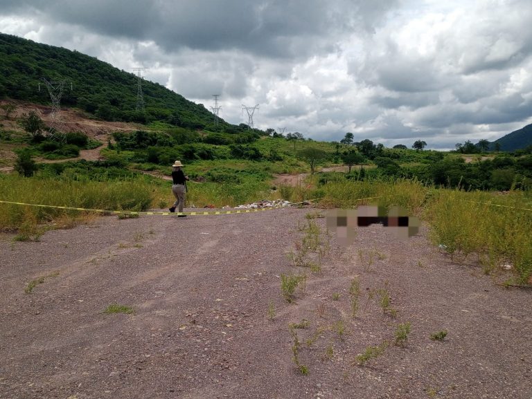 Tiene al menos 30 años; es hallado ejecutado en Alturas del Sur