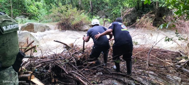 Dejan 2 muertos intensas lluvias en Acapulco