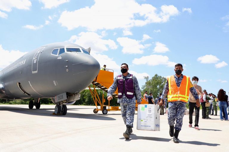 Llegan a Sinaloa más de 140 mil vacunas contra COVID-19