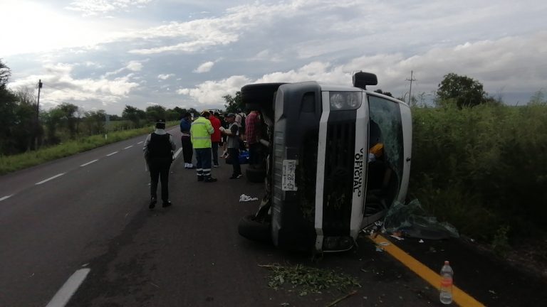 Vuelcan Las Liebres de Guasave en Maxipista