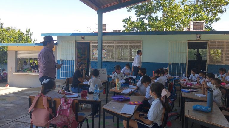 Atiende Isife con red eléctrica a 4 planteles en Culiacán