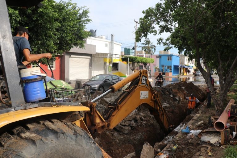 Se adelantan a socavón; la tubería ya era inexistente