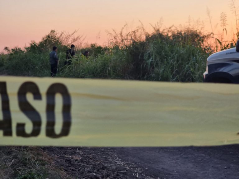 Reportan cadáver en el fondo de canal en Costa Rica