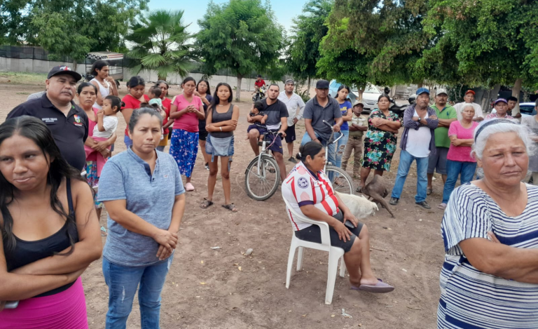 Viven más de 5 mil personas sin servicios en colonias de Villa Juárez