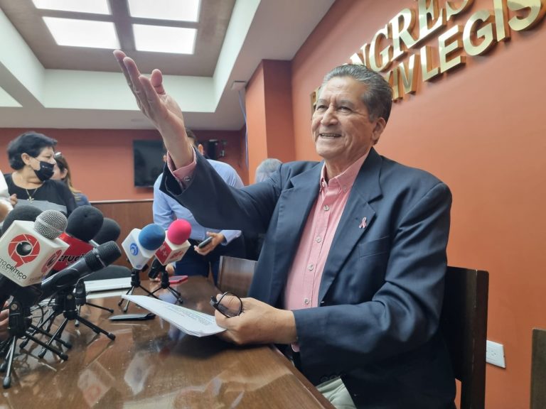 Desconozco los delitos que se imputan al Químico: FC