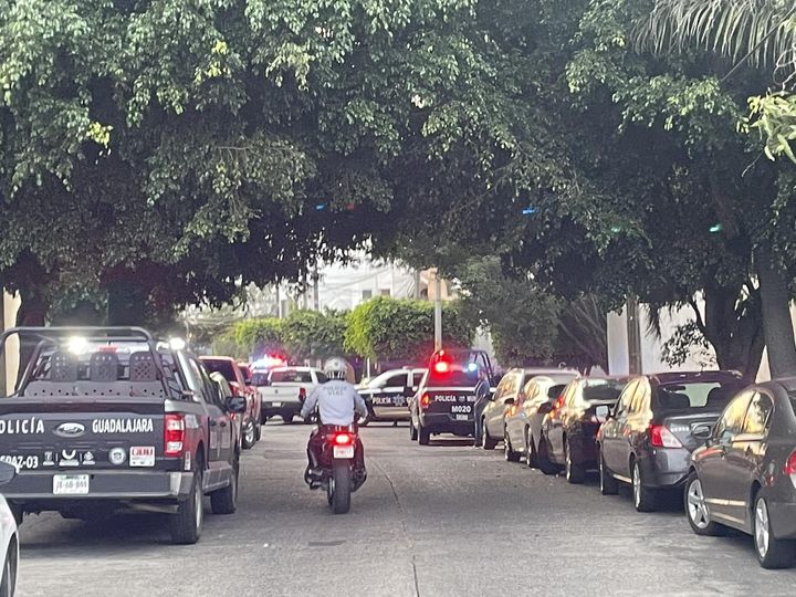 Deja 3 muertos balacera en restaurante de Guadajara