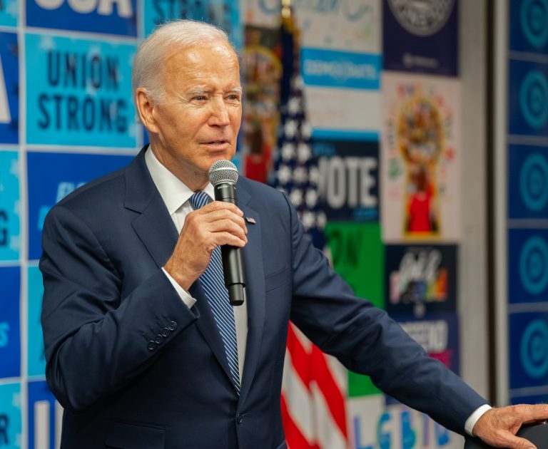 Se prepara Biden para ‘2 años horribles’ si republicanos ganan el Congreso