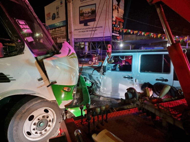 Carambola deja 2 heridos al norte de Culiacán