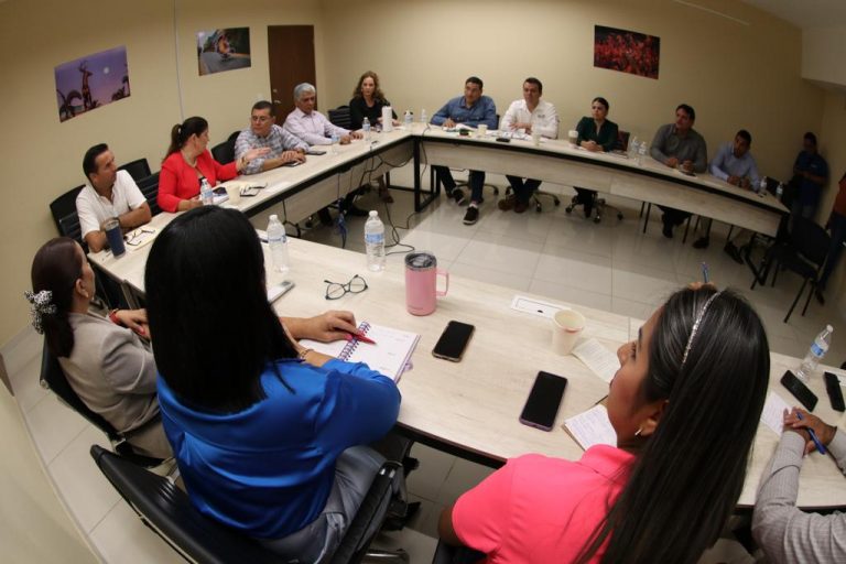 Arma Cabildo Mazatlán ‘encerrona’ por presupuesto 2023