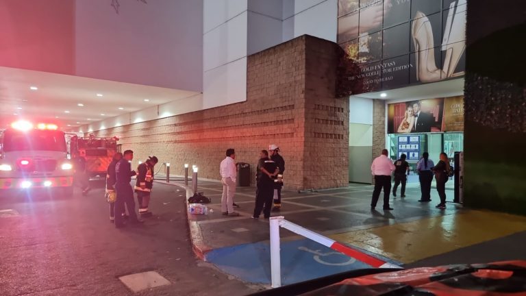 Evacuan Fórum por incendio en local