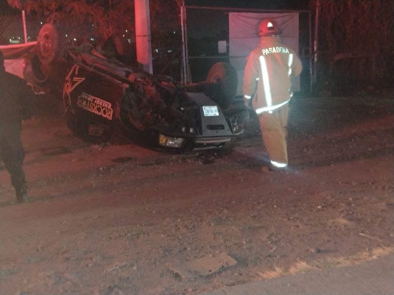 Padre, madre y niño de 6 años terminan en hospital