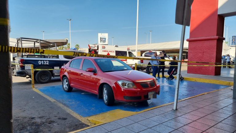 Asaltan a mujer al salir de banco en Culiacán; se llevan $40 mil