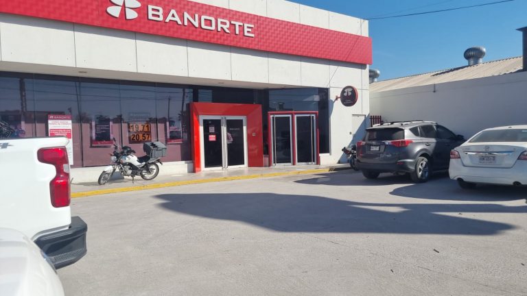Secuestran a empleado y le quitan $500 mil en banco