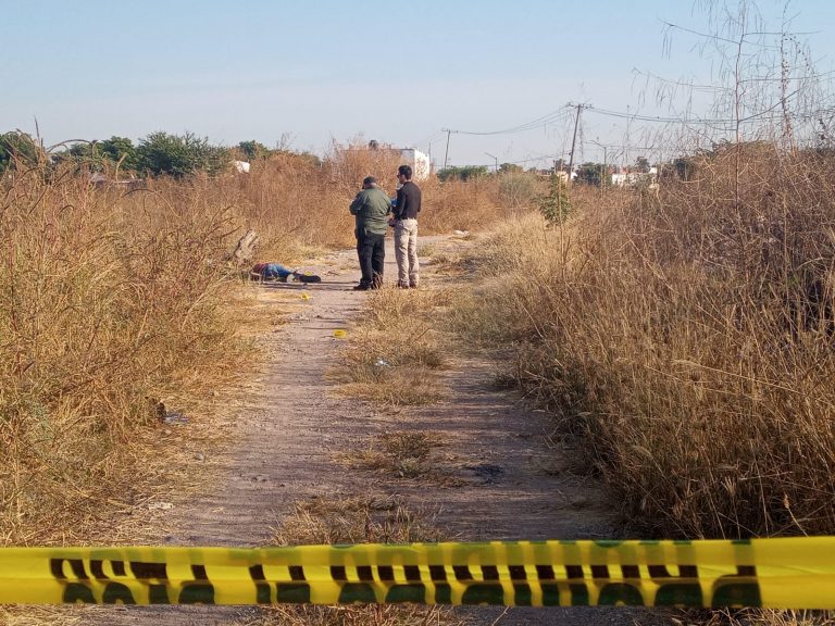 Encuentra muerto a joven al sur de Culiacán