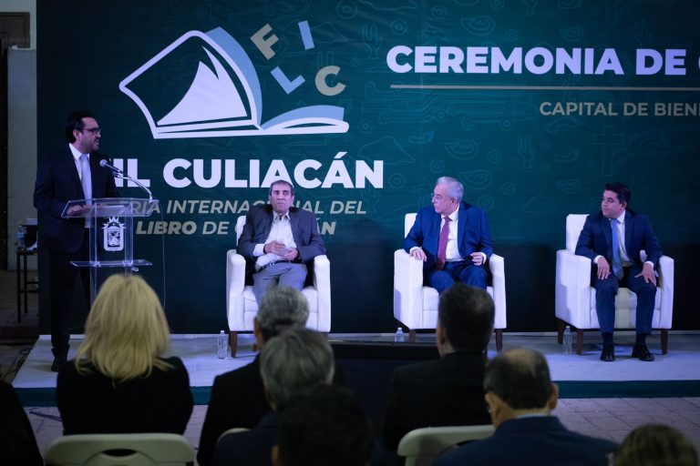Clausuran la FIL Culiacán 2022
