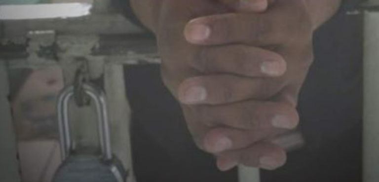 Niña sale a la tienda y sujeto se lleva para casarse en Los Mochis