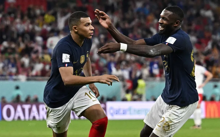 Doblete de Mbappe lleva a Francia a Cuartos en Mundial