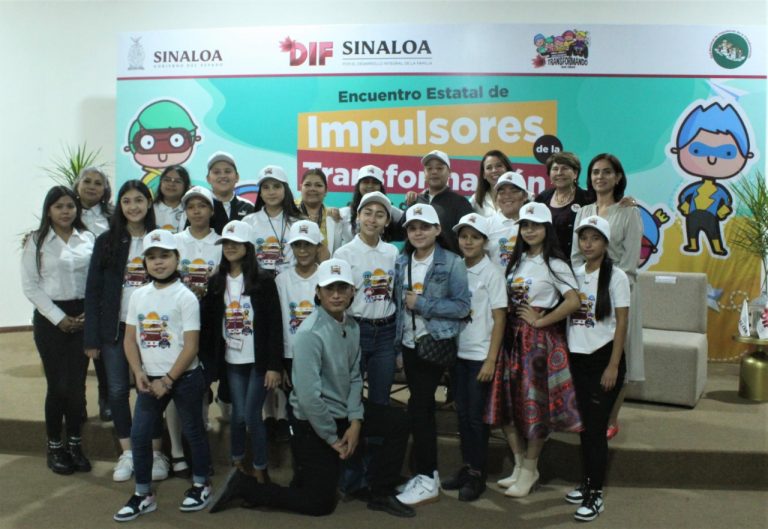 Niño navolatense presente en Encuentro Estatal de Impulsores de la Transformación