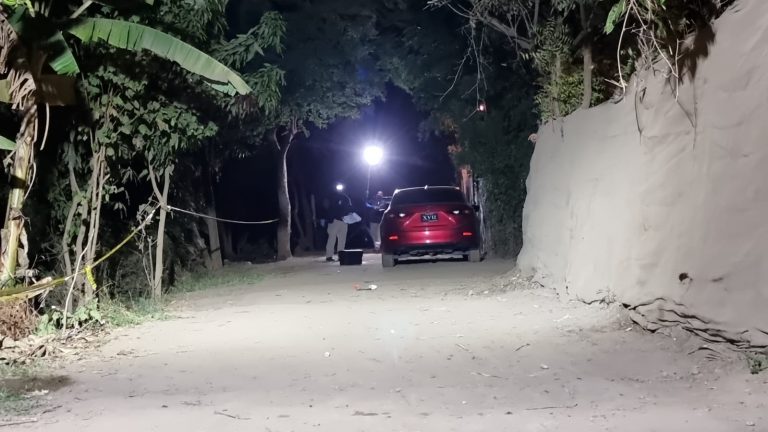 Lo encuentran ejecutado en Aguaruto, al interior de un auto