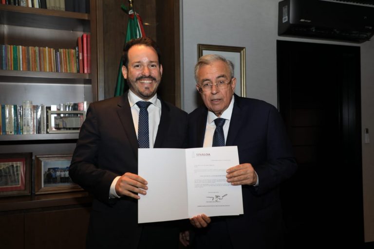 ‘Jala’ Rocha desde Mazatlán a su gabinete al ‘Pity’ Verlarde