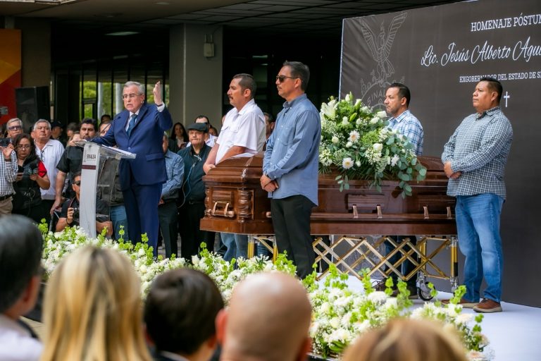 Despiden en gobierno a Jesús Aguilar