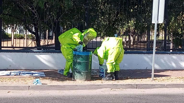 Evacuan colegio y suspenden tráfico por químico sospechoso