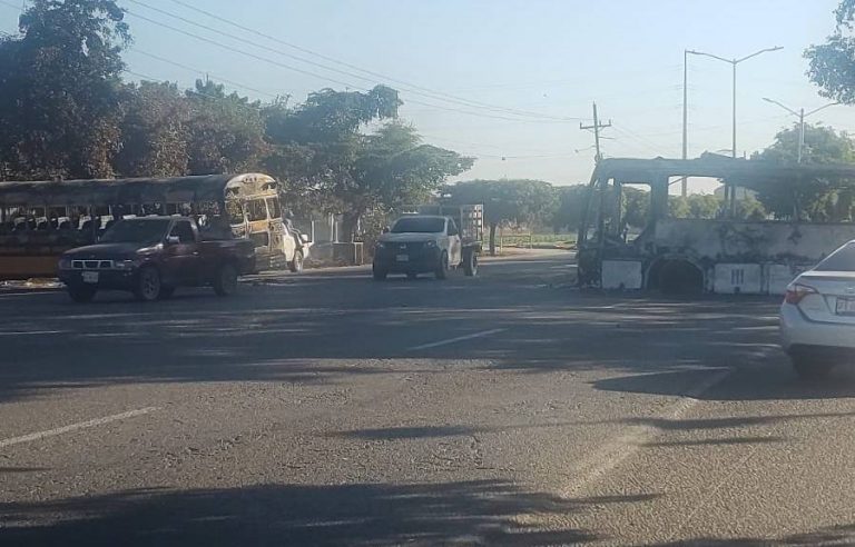 Reanudan transporte y circulación Culiacán-Navolato, pese a ‘tapón’