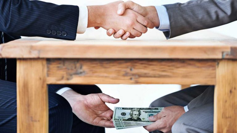 Se estanca México en percepción de la corrupción