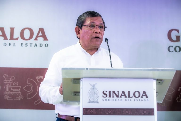 Pide gobierno regar cultivos ante heladas