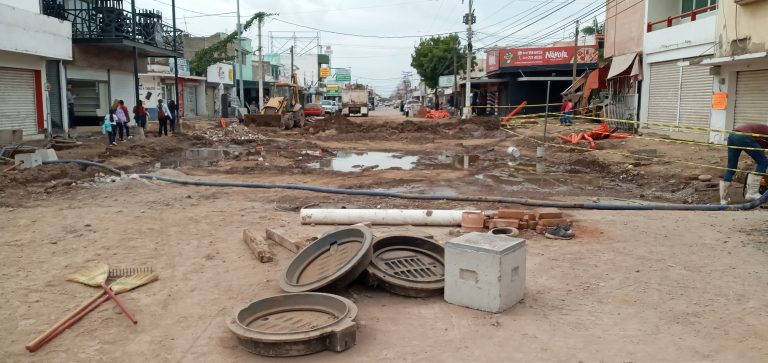 Inconclusa y con retraso abren a la circulación la Almada en Navolato