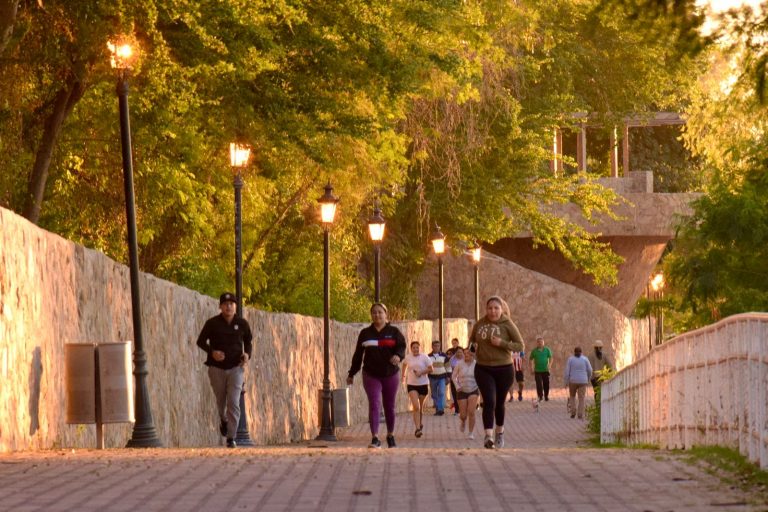 Emprende El Fuerte campaña de limpieza en Malecón